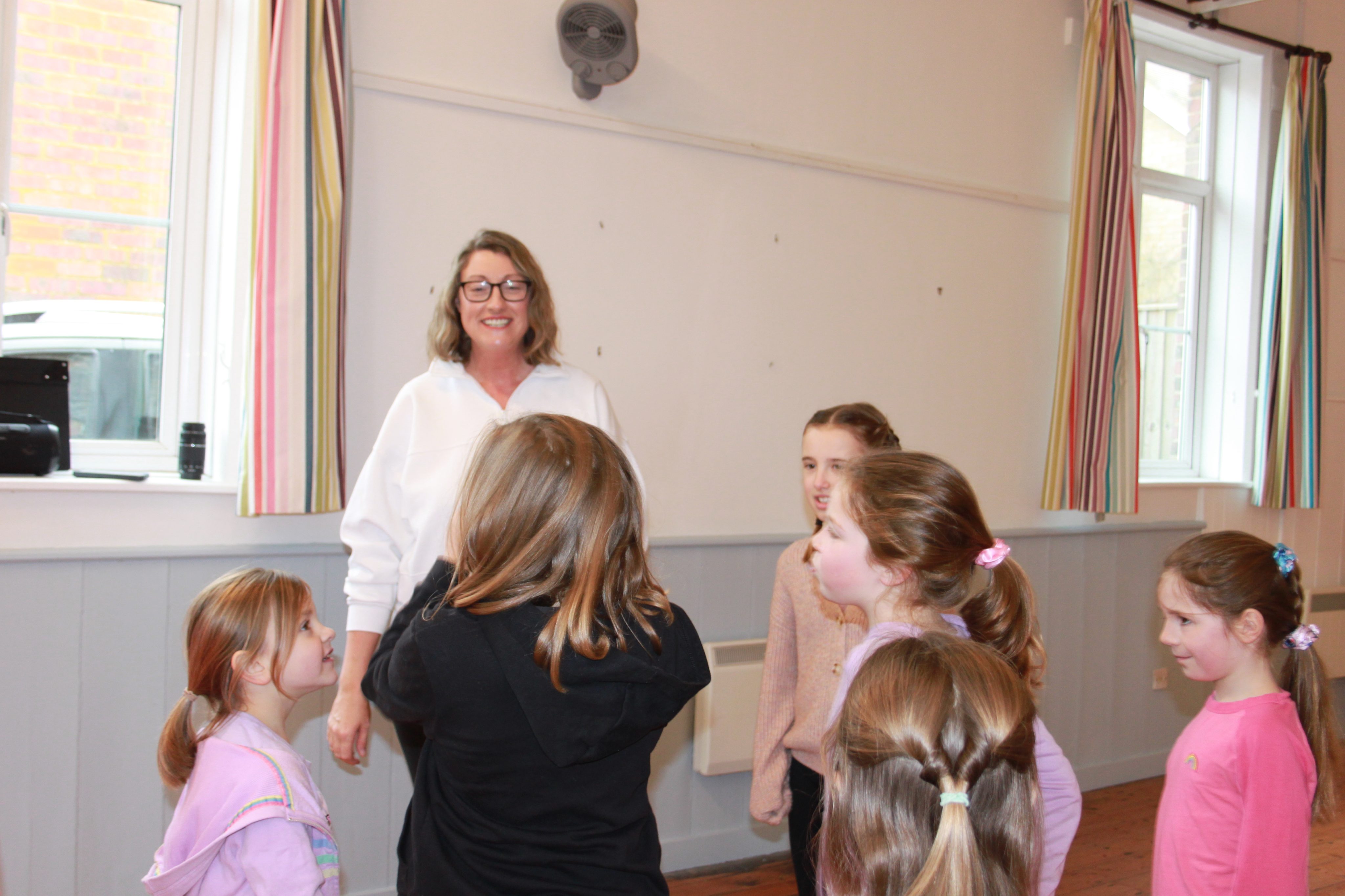 How Drama Supports Communication Skills at School | Children's Drama Classes Buckinghamshire